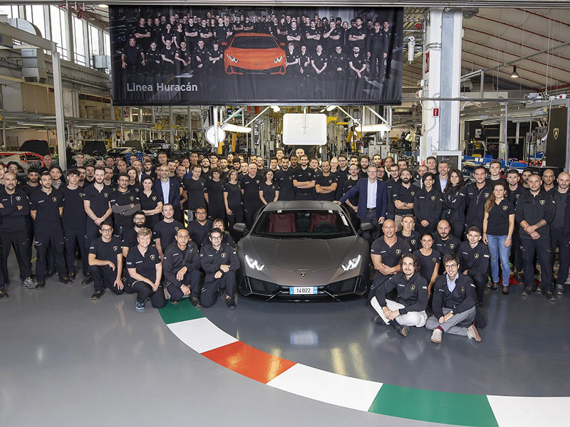 أوتوموبيلي لامبورغيني تسجّل رقم إنتاج قياسي جديد